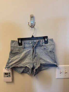 levi's denim "high rise shorty short"